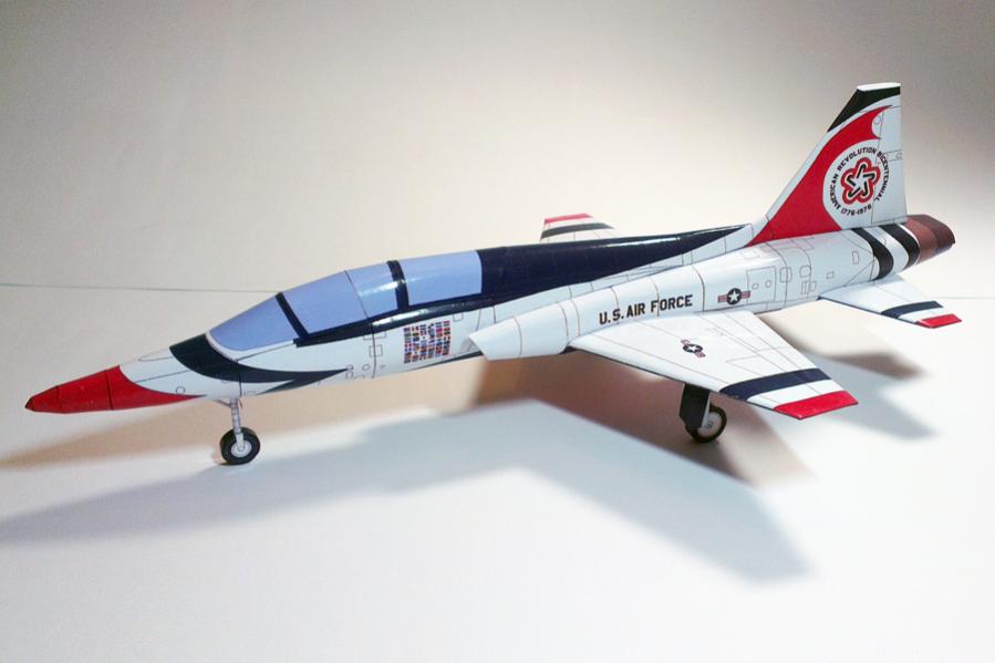 Paper Mate's Thunderbird