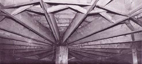 Round Barn's Floor joists